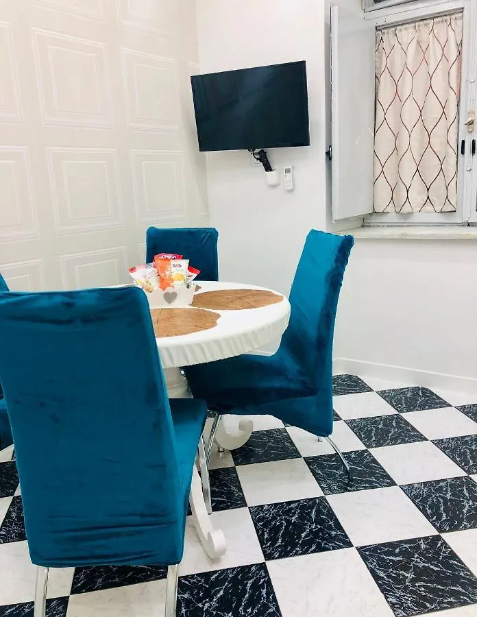 Amonia House Apartment Naples Italy